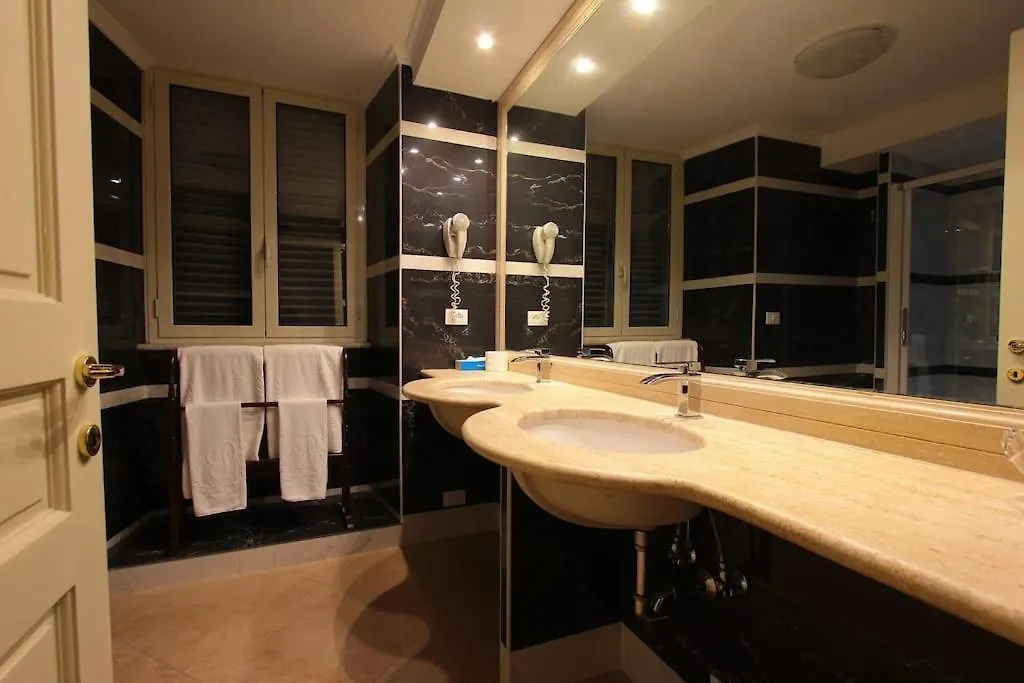 רומא 41 Nazionale Suite 41